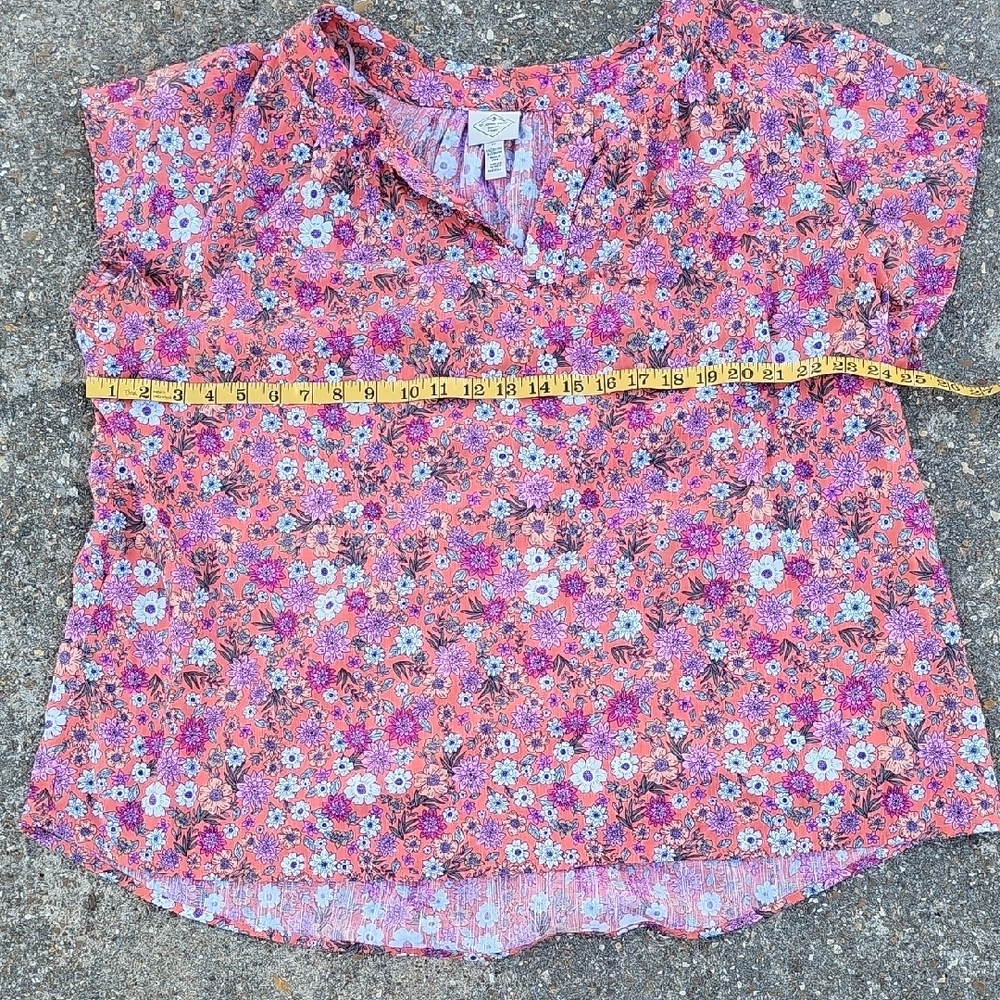 Women's St John's Bay Blouse.